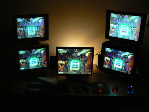 Multiple monitor WoW setup 7
